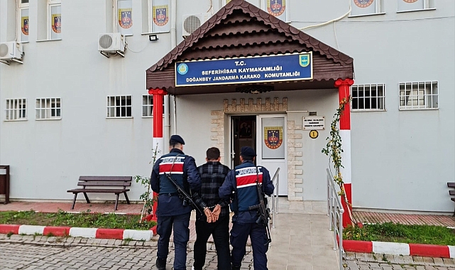 İzmir'de aranan 5 hükümlü yakalandı