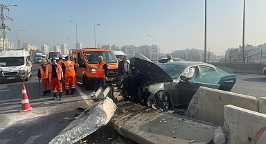 İzmir'de otoyolda bariyere çarpan otomobildeki bir kişi öldü
