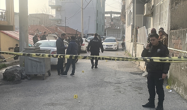 İzmir'de silahlı kavgada 3 kişi yaralandı