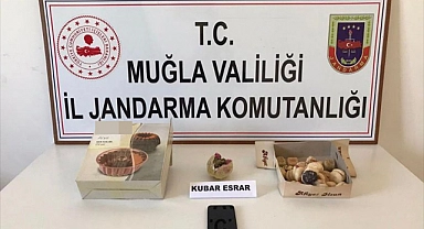 Kargoyla gönderilen kuru pasta içine zulalanmış uyuşturucu ele geçirildi