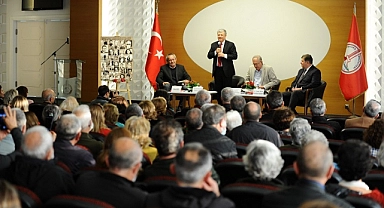 Karşıyaka’da Uğur Mumcu Ve Demokrasi Şehitleri Anıldı