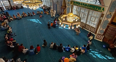 Kütahya’da çocuklar için camide etkinlik düzenlendi