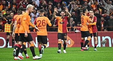 Lider Galatasaray kazanmaya devam ediyor