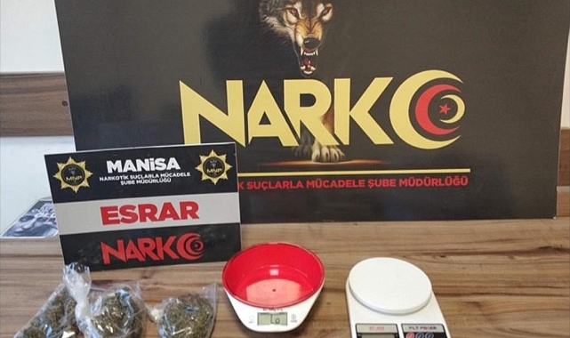 Manisa'da iş yerinde 51 gram esrar ele geçirildi