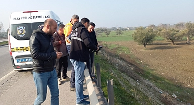 Manisa'da kara yolundaki bariyer tutucular çalındı