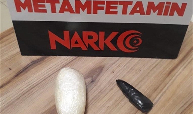 Manisa'da otomobilinde uyuşturucu bulunan kişi tutuklandı