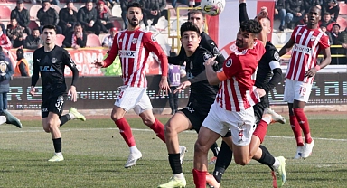 Manisa Fk deplasmanda kaybetti
