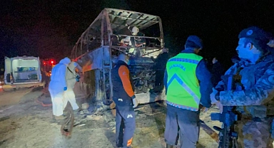 Trafik kazasında 2 jandarma uzman çavuş şehit oldu,