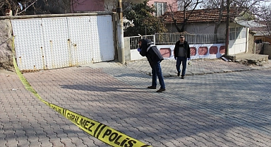 Uşak'ta silahlı kavgada 1 kişi yaralandı
