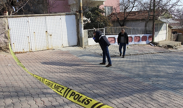 Uşak'ta silahlı kavgada 1 kişi yaralandı