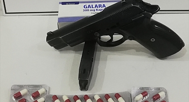 Uyuşturucu ile yakalanan firari hükümlü cezaevine gönderildi