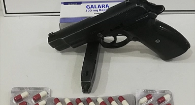Uyuşturucu ile yakalanan firari hükümlü cezaevine gönderildi