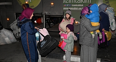 40 depremzede, Manisalı yakınlarıyla buluştu