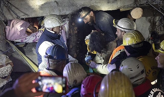 9 bin 782 madenci deprem bölgede