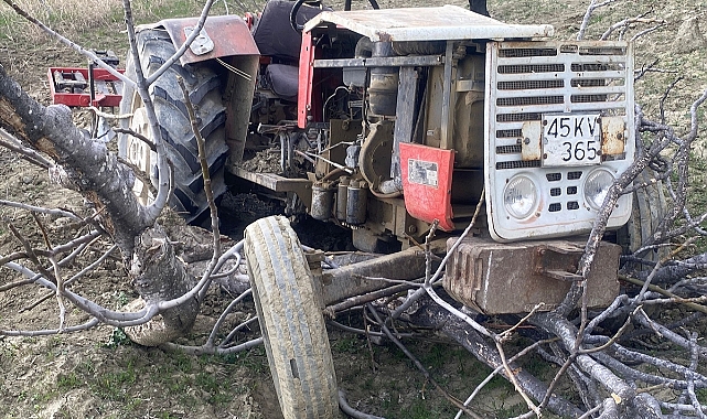 Aydın'da devrilen traktörün sürücüsü öldü