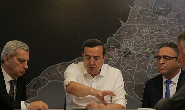 Başkan Batur’dan deprem reçetesi!