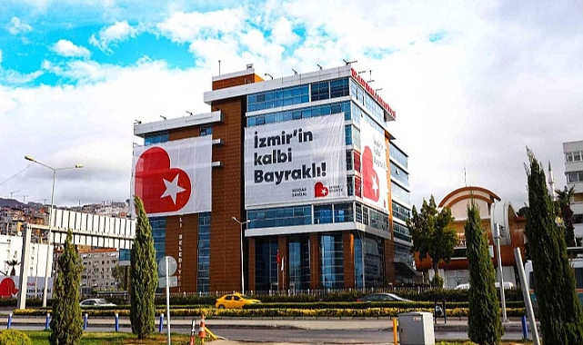 Başkan Sandal, “Depremzede kaderine terk ediliyor”