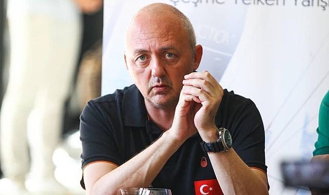 Bernard Arkas, Fransa'nın İzmir Fahri Konsolosu oldu