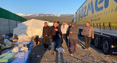 Beydağ Belediye Başkanı Feridun Yılmazlar deprem bölgesinde