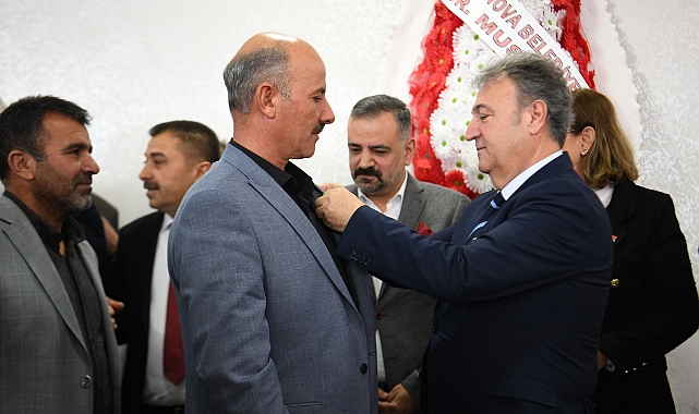 Bornova’da CHP’ye 300 kişilik katılım