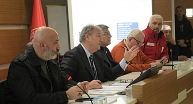 Bornova yardıma koşuyor