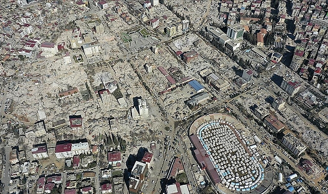 Depremlerde 38 bin 44 kişi hayatını kaybetti