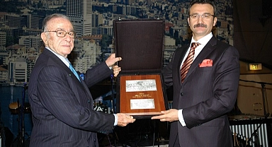 Egeli ihracatçılar Selçuk Yaşar’a ağlıyor