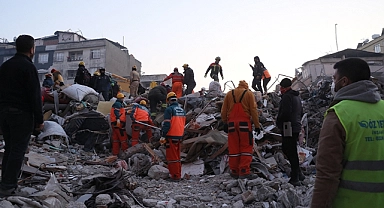 Hatay'da arama kurtarma çalışmaları sürüyor