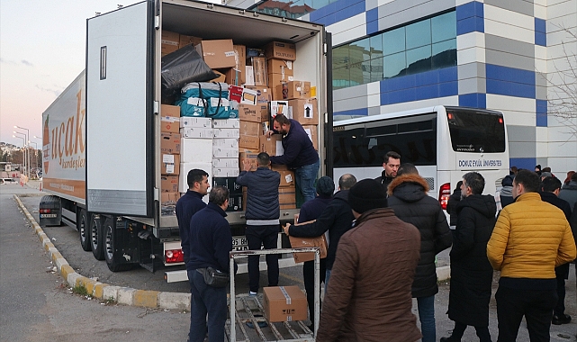 İzmir'den gönüllü 50 sağlık çalışanı, Hatay'a uğurlandı