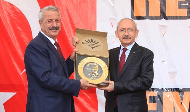 Karabağlar'ın ilk belediye başkanı Kürüm hayatını kaybetti