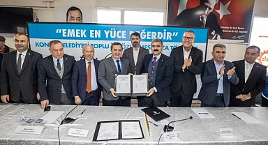 Konak Belediyesi emekçilerine  TİS’te çifte imza sevinci