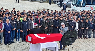 Kore gazisi toprağa verildi