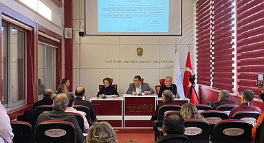 Seferihisar Belediye Meclisi deprem bölgesi için tek yürek