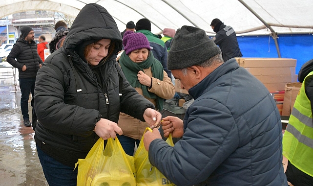Sındırgı'dan deprem bölgesine destek