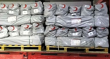 Türk Kızılay İzmir Şubesi’nin Deprem Yardım Tırları 120’ye Ulaştı