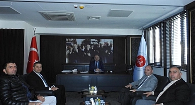 Aksaçlılar’dan İzmir İl Müftüsüne Ziyaret…