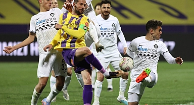 Altay deplasmandan galibiyetle dönüyor