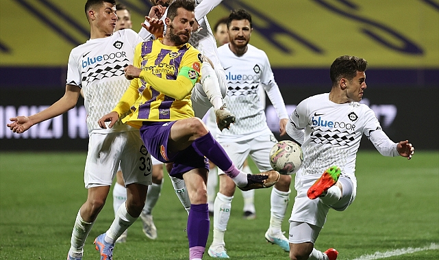 Altay deplasmandan galibiyetle dönüyor
