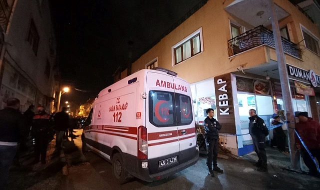 Annesini bıçaklayarak öldüren kişi intihar etti