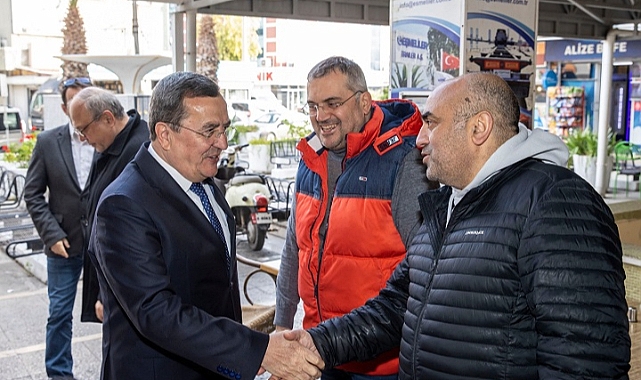 Batur’dan Gıda Çarşısı esnafına ‘destek teşekkürü