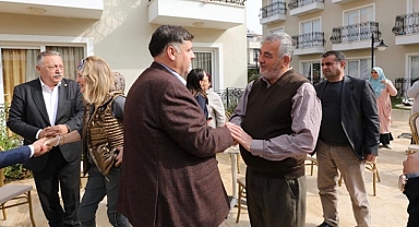 Bayır ve Özkan’dan deprem mağdurlarına anlamlı ziyaret