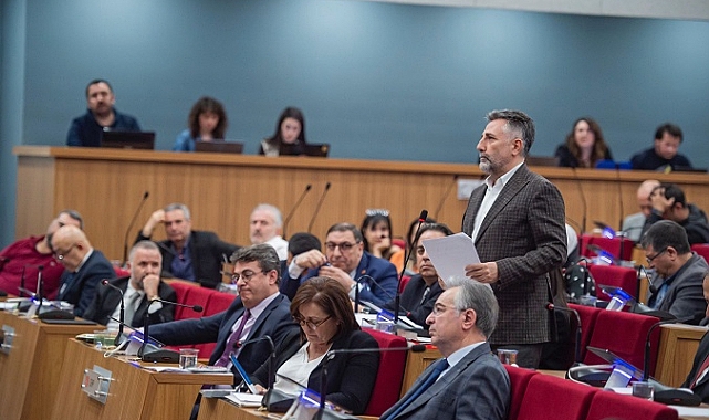 Bayraklı’nın depremzedeleri kaderine terk edildi!