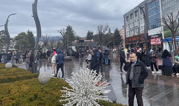 Bolu&#039;da 4,8 büyüklüğünde deprem