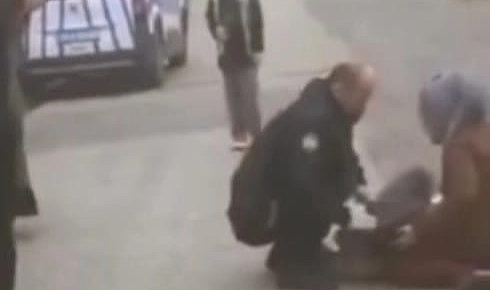 Boşandığı kocası tarafından bıçaklanarak öldürüldü