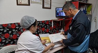 Çiğli'deki Kantinlere Zabıtadan Denetim