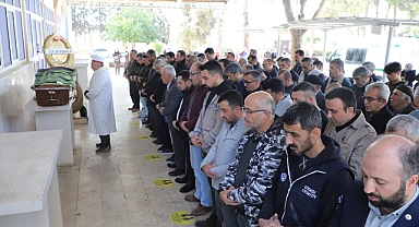 Denizli'de kamyonetin çarptığı lise öğrencisi öldü