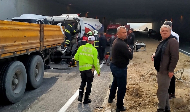 Denizli'de yakıt tankeri ve tırların karıştığı kazada 1 kişi öldü