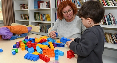 Depremzedelere sanat terapisi