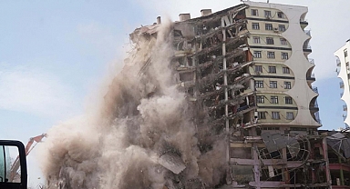 Depremzedelerin elektrik ve doğal gaz borçları silindi