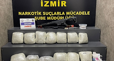 İzmir'de uyuşturucu operasyonunda 7 zanlı tutuklandı